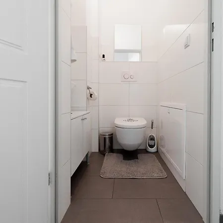 Modern City Apartment In Vienna Esterno foto